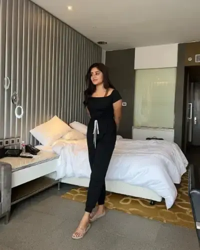Call Girls Sultanpur Cash On Delivery